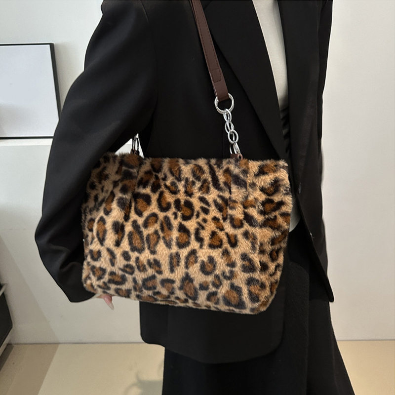 Tas jinjing macan tutul wanita - Women Bags Zara ulasan dan harga